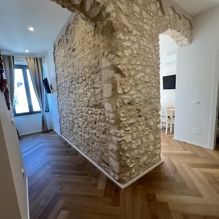 Cuore Antico - Il Monastero Sul Mare Apartamento *