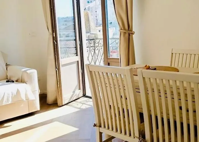 Cuore Antico - Il Monastero Sul Mare Apartament